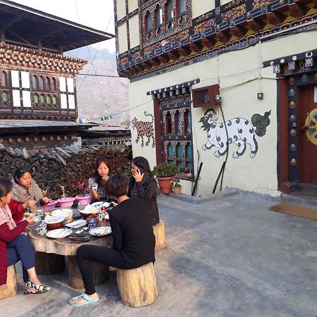 Chimi Lhakhang Village Homestay プナカ エクステリア 写真