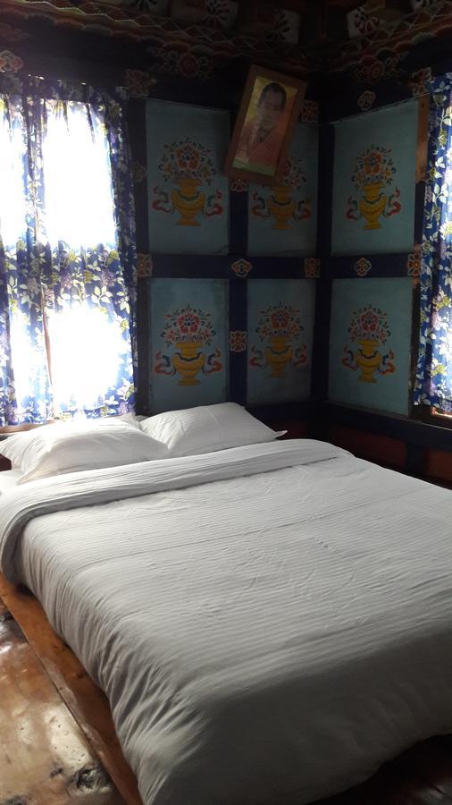 Chimi Lhakhang Village Homestay プナカ エクステリア 写真