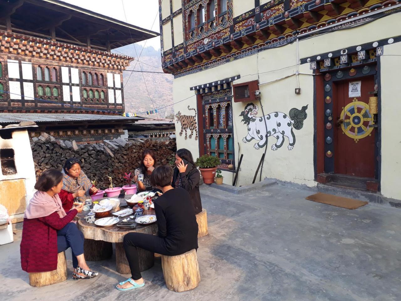 Chimi Lhakhang Village Homestay プナカ エクステリア 写真